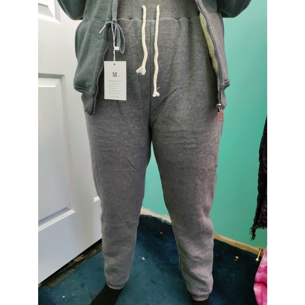 NWOT Sherpa Lined Sweat Pants